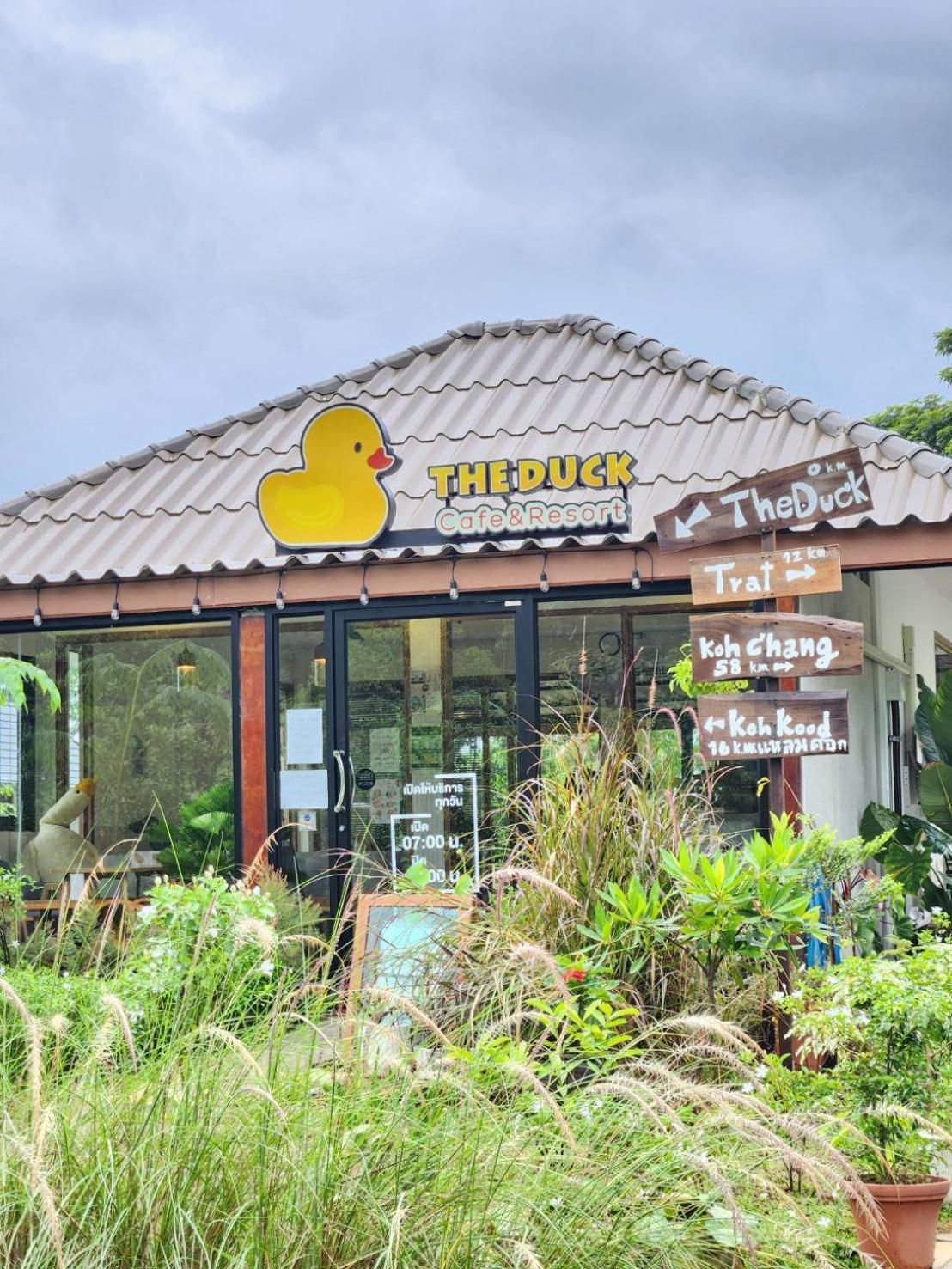 The Duck Cafe And Resort Trat Exterior photo
